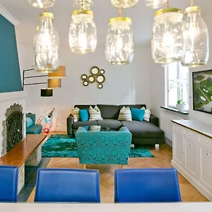 https://salzburg-residence-amadeus.salzburghotels.net
